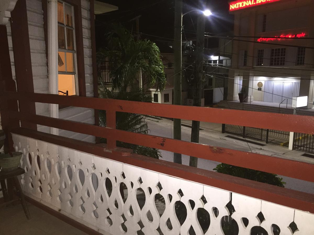 Coningsby Inn Belize City Exterior foto