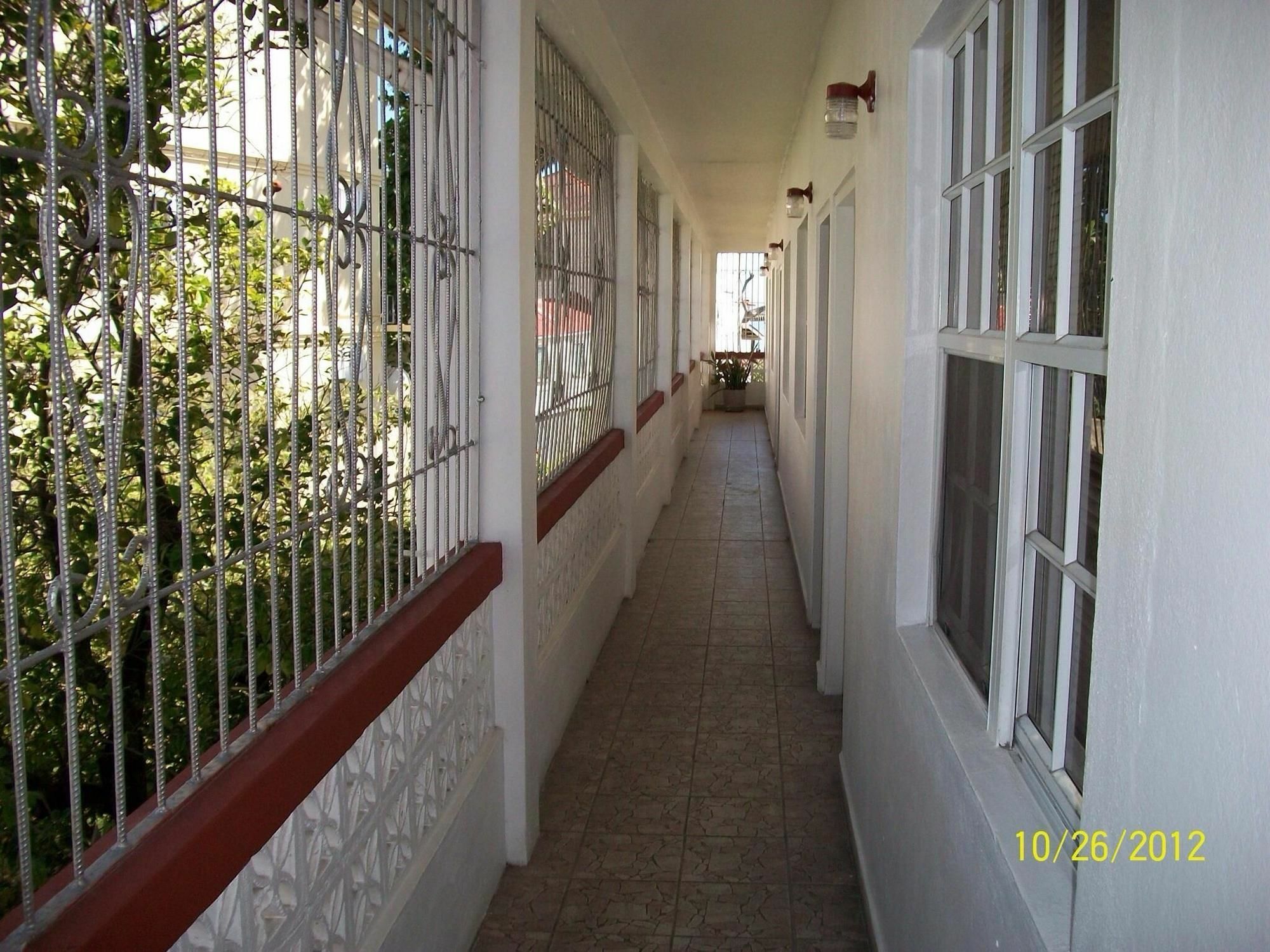Coningsby Inn Belize City Exterior foto