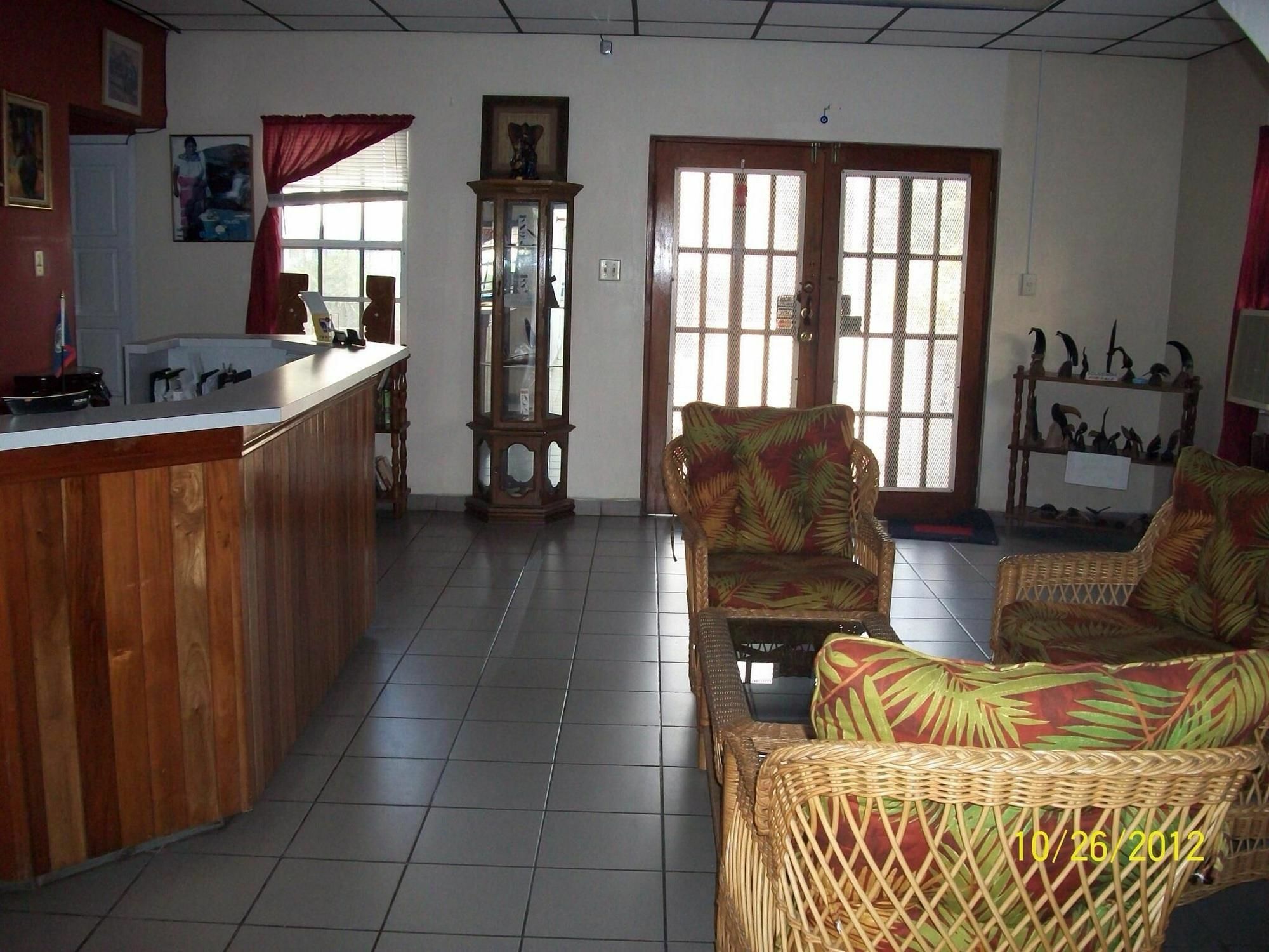 Coningsby Inn Belize City Exterior foto